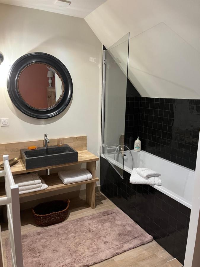 Hotel Les Nord'Mandines Trouville-sur-Mer Esterno foto